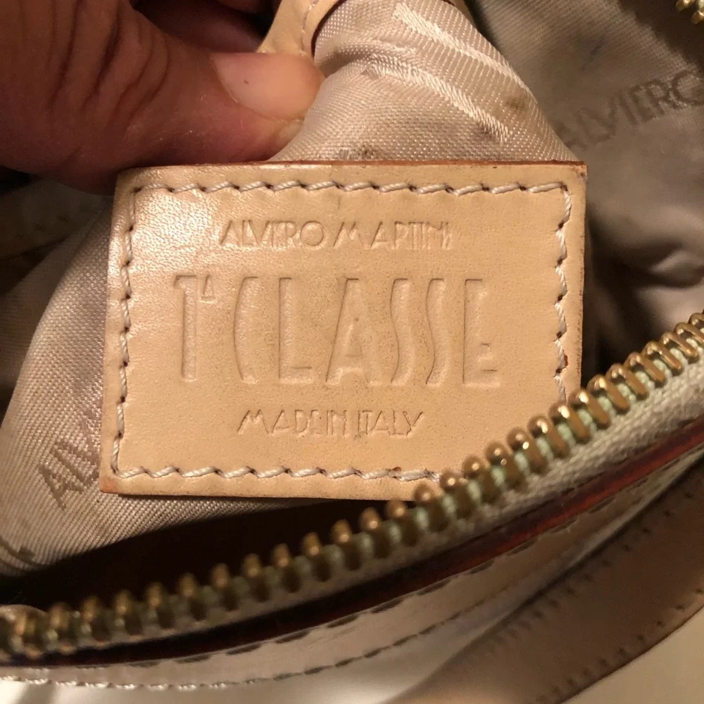 Tilasse Alviro Martin Italian map crossbody bag_14